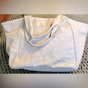 Lilac vegan leather handbag